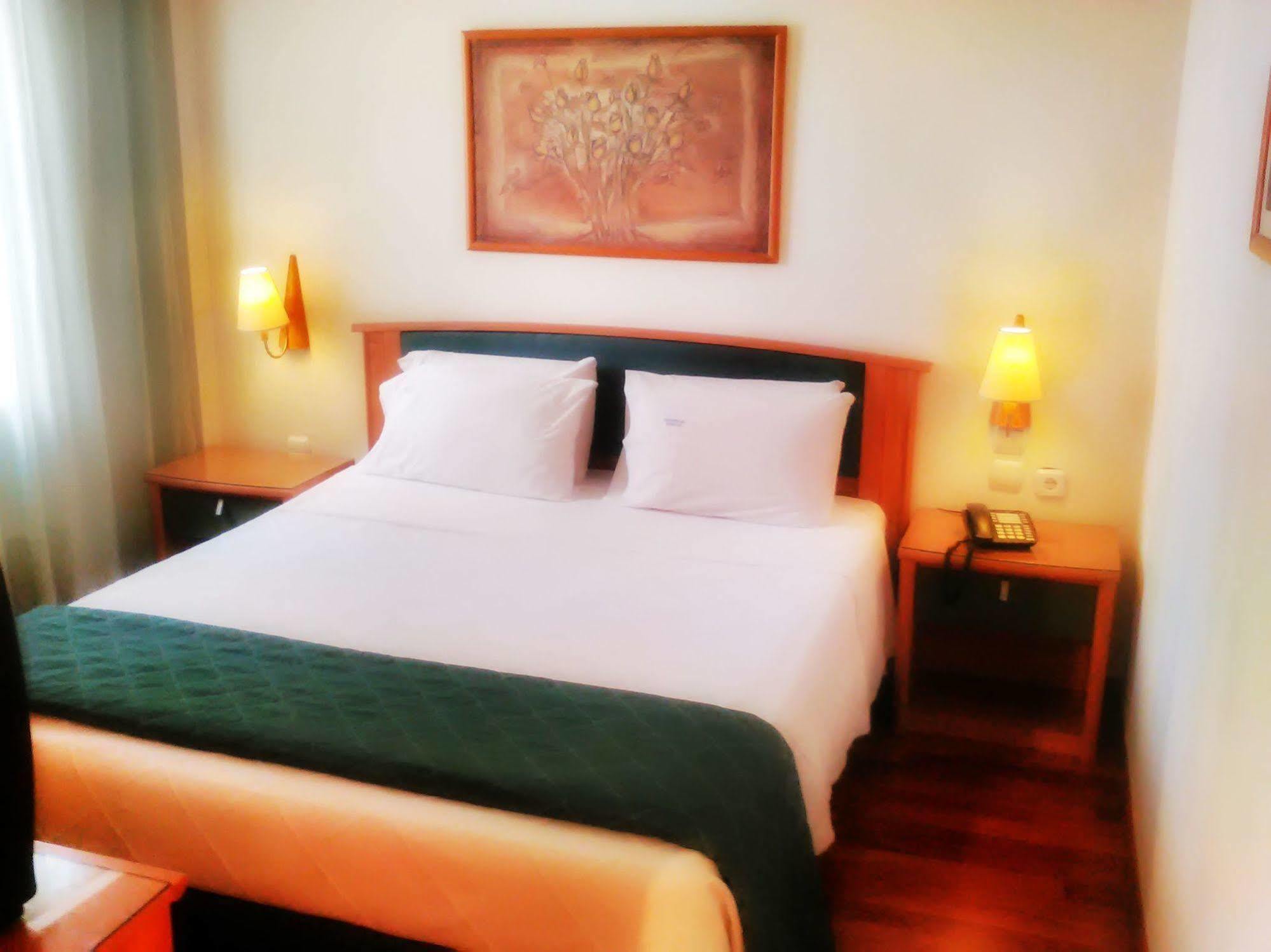 Tropical 4*